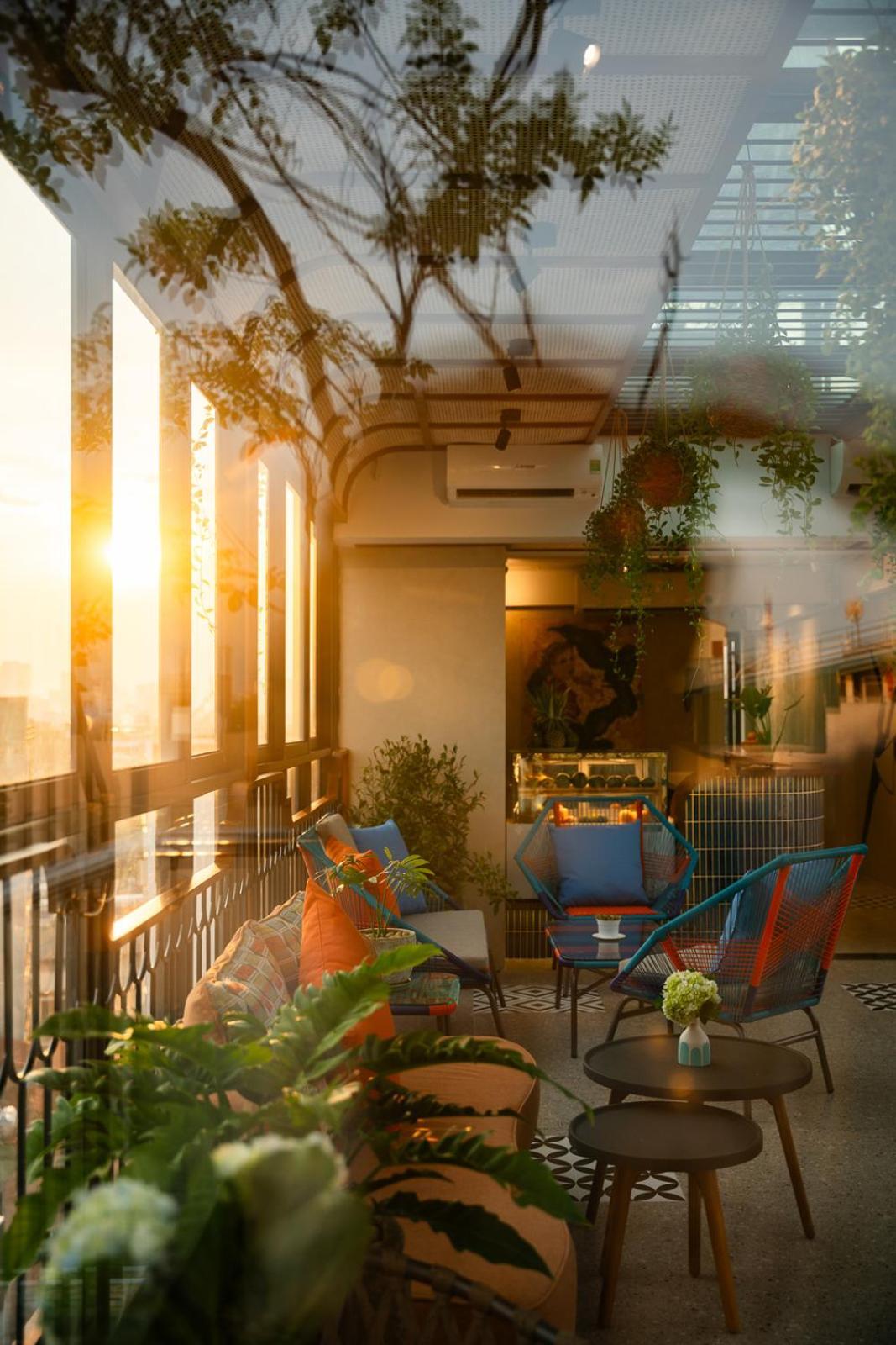 Le Parfum Apartment And Hotel Ханой Экстерьер фото