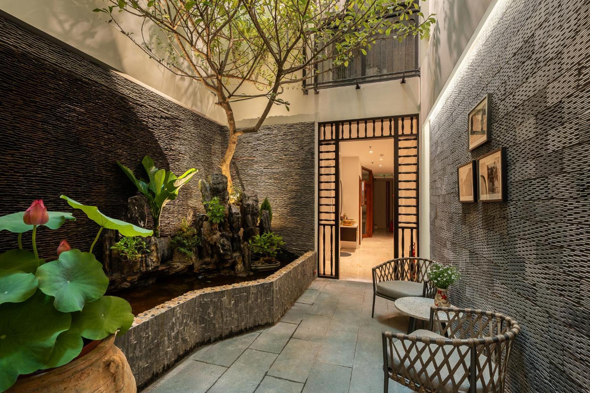 Le Parfum Apartment And Hotel Ханой Экстерьер фото